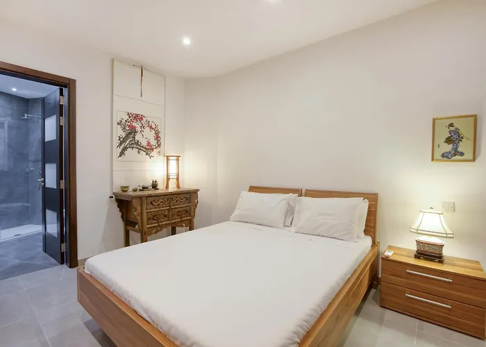 Lovely Home With Amazing Balcony & Communal Pool By 360 Estates