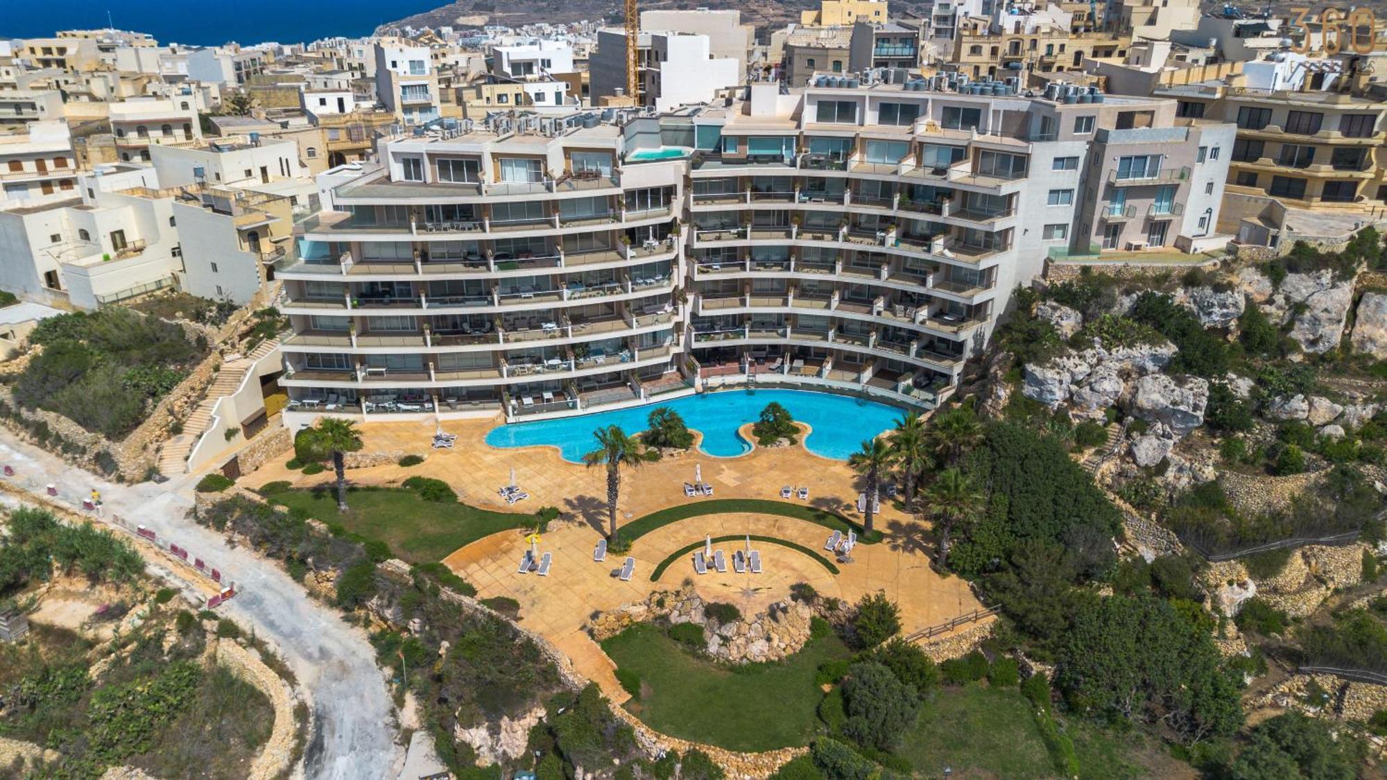Lovely With Amazing Balcony & Communal Pool By 360 Estates Appartement Ghajn Melel