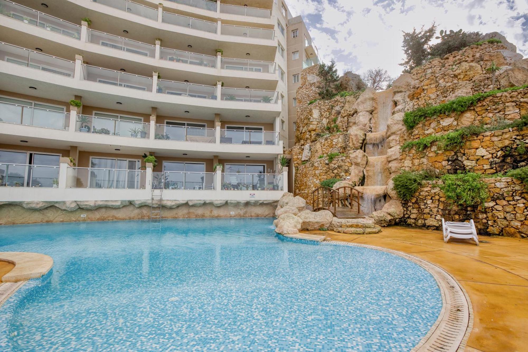 Appartement Lovely With Amazing Balcony & Communal Pool By 360 Estates Ghajn Melel